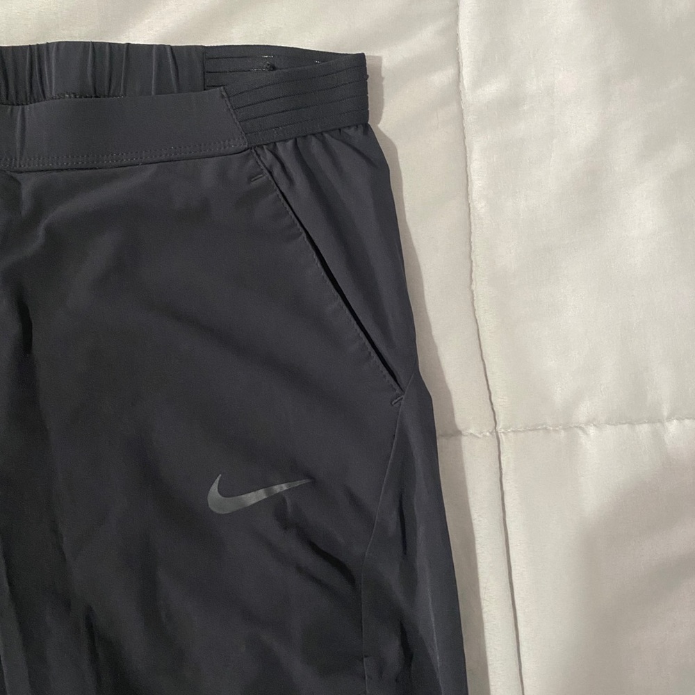 BRAND NEW Nike Drifit Joggers